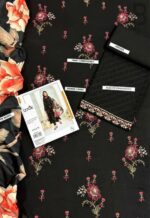 Iznik Heavy Embroidered Dhanak - Image 3